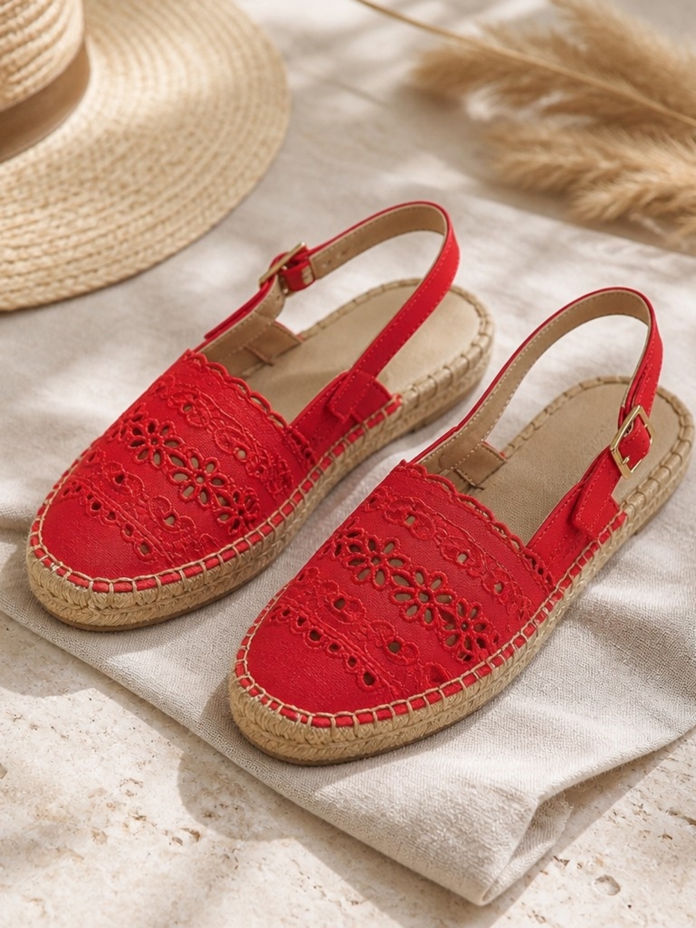 Talbots Red Embroidered Espadrille Slingback Flats Sandals Eyelet Floral Size 8 - Picture 4 of 11